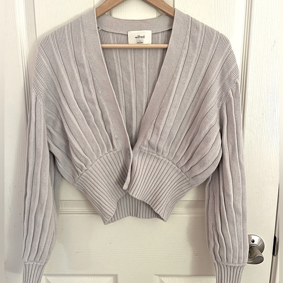 Aritzia Sweaters - Aritzia Wilfred Plunge Front Cardigan